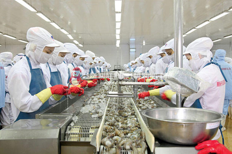 Với 3 mặt giáp biển, Yamaguchi có nhiều lợi thế trong ngành chế biến và nuôi trồng thủy sản