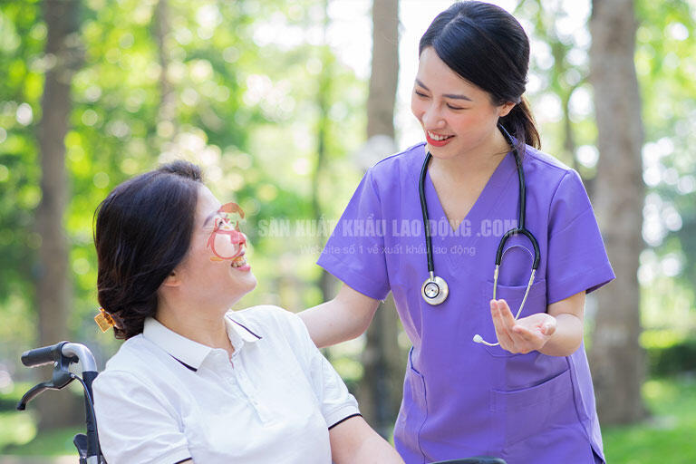 Ngành điều dưỡng có nhiều tiềm năng phát triển tại Shimane