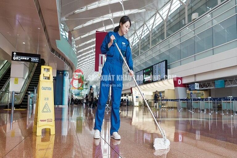 Ng&agrave;nh vệ sinh t&ograve;a nh&agrave; y&ecirc;u cầu lao động c&oacute; t&iacute;nh cẩn thận