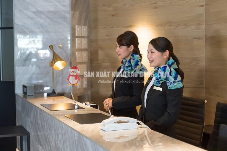 Ng&agrave;nh kh&aacute;ch sạn thu h&uacute;t lao động nữ&nbsp;