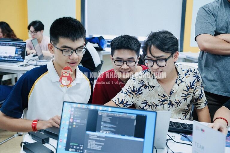 C&ocirc;ng nghệ th&ocirc;ng tin IT l&agrave; nh&oacute;m ng&agrave;nh &iacute;t bị giới hạn độ tuổi hơ