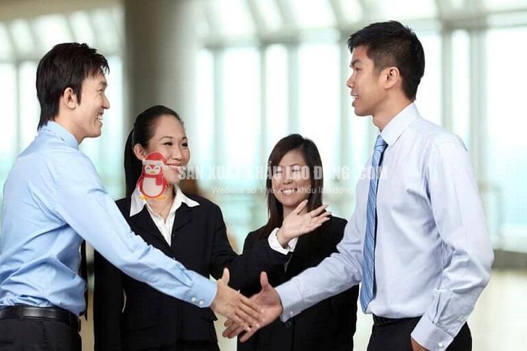 Kh&ocirc;ng biết tiếng Trung c&oacute; thể khiến bạn gặp kh&oacute; khăn khi giao tiếp